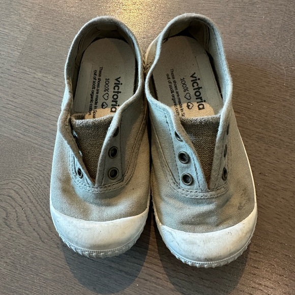 Victoria | canvas sneakers - Picture 3 of 5